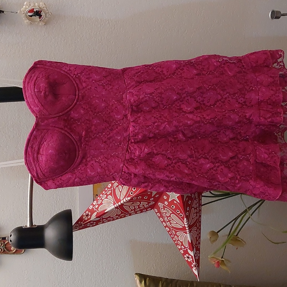 Vintage y2k strapless hot pink lace dress